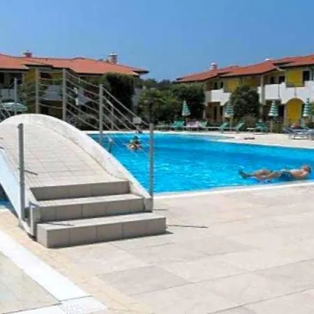 Nuovo - Piscina E Area Per Bambini Hotel