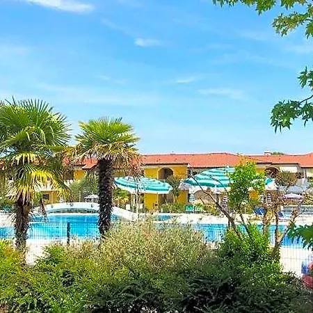 Hotel Nuovo - Piscina E Area Per Bambini 4*